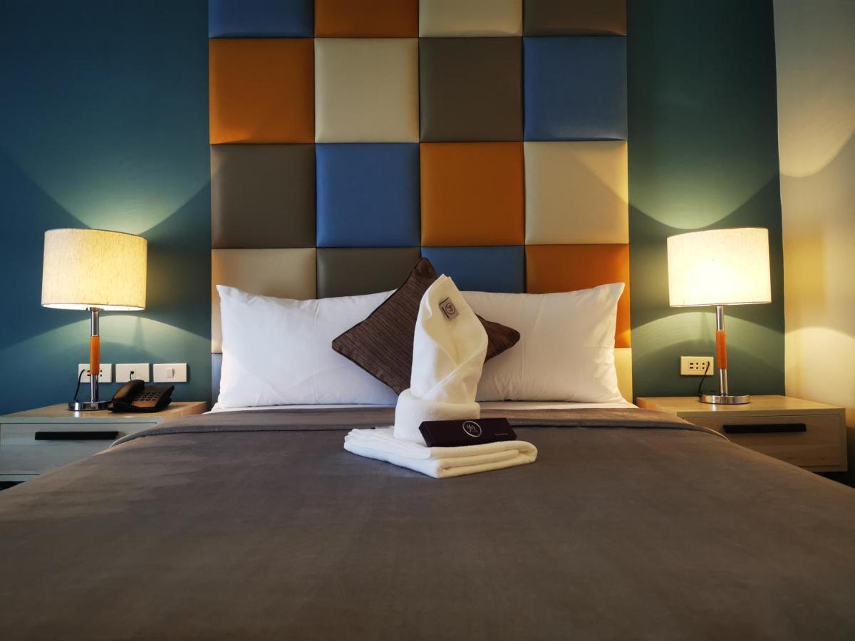 Yes Hotel Pandi Bulacan Экстерьер фото